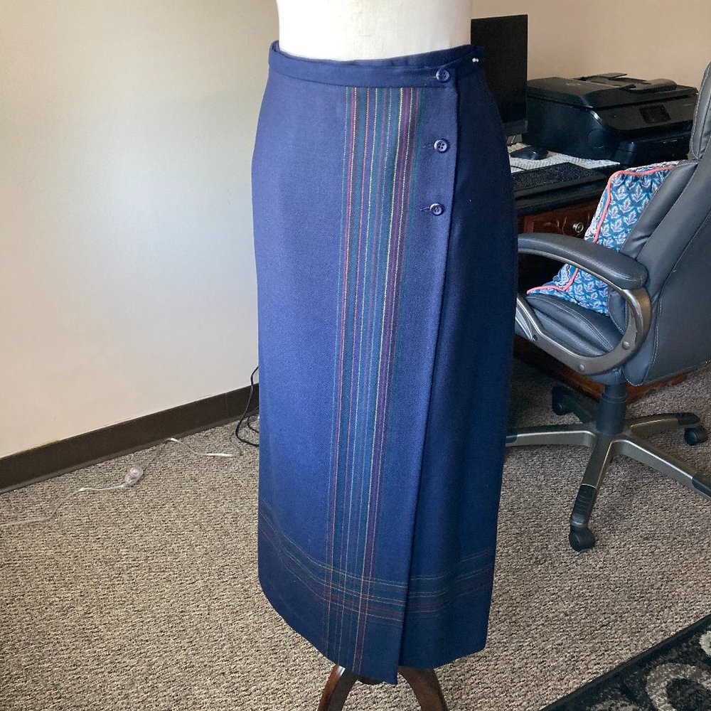 Pendleton Women's Maxi Skirt Size 12 Blue Buttons Fully Lined  A-Line Wool
